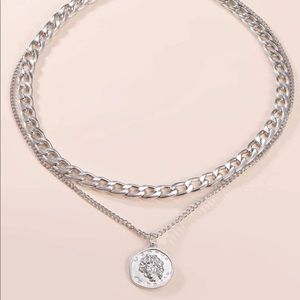 🎉 New Silver Layered Portrait Coin & Chain Necklace